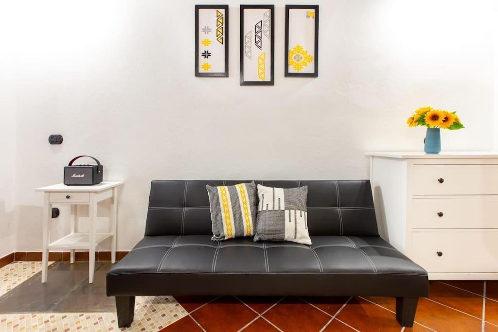 Holiday Home Il Portagioie Cagliari Bagian luar foto