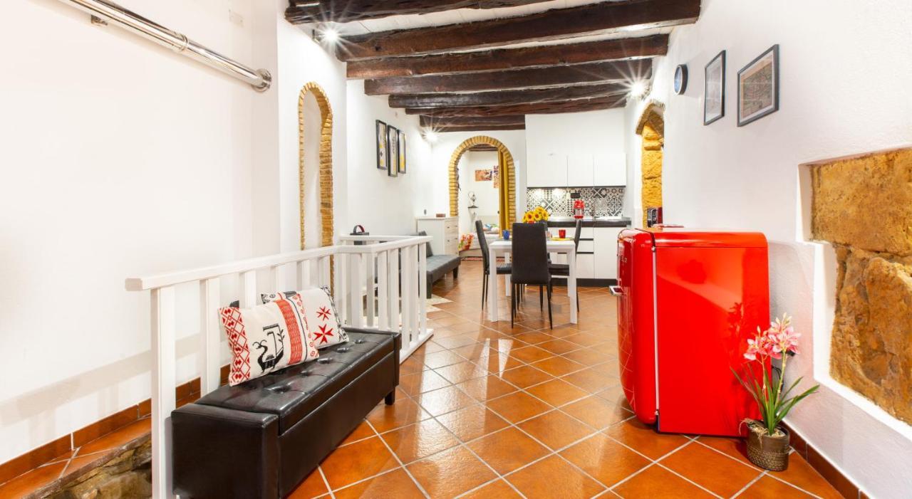 Holiday Home Il Portagioie Cagliari Bagian luar foto